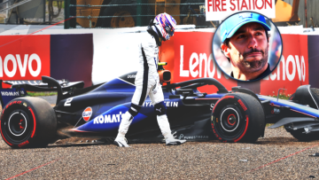 Williams Again Count Cost Of Latest Smash & Ricciardo On The Ropes | F1 Update