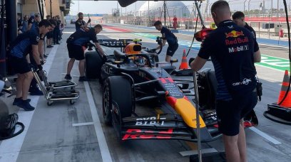 Perez pitlane Bahrain