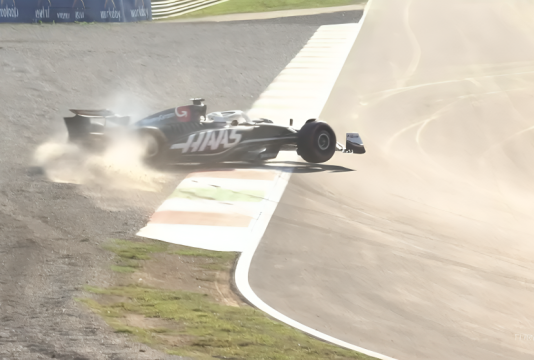 Magnussen crash
