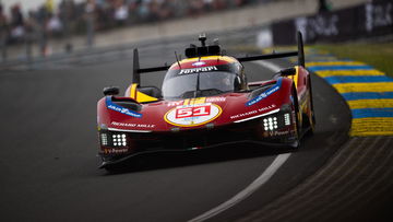 Ferrari domineert in Le Mans, Nederlander op podiumkoers