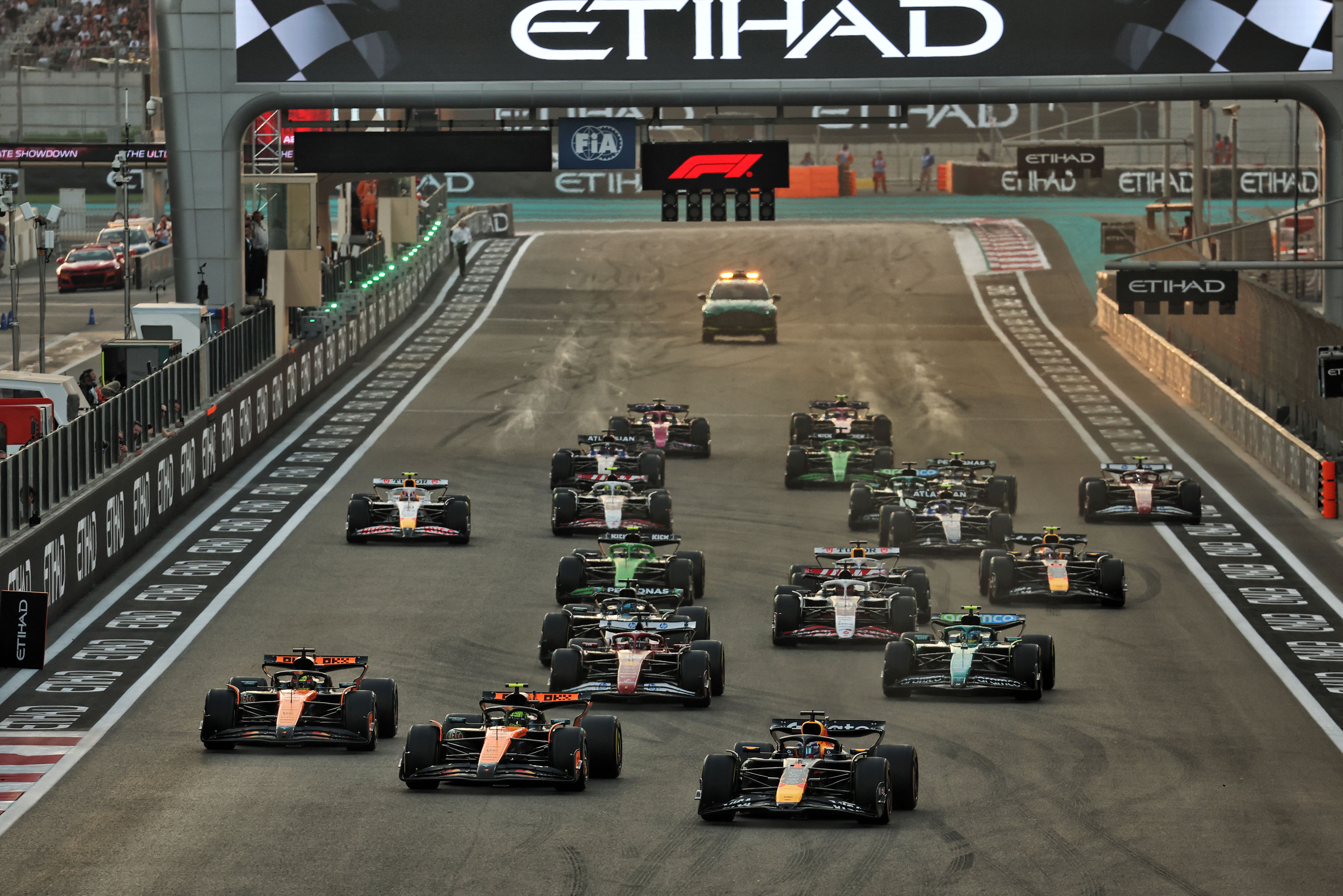 Abu Dhabi start