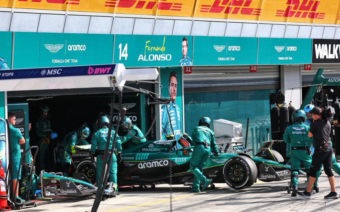 Aston Martin rejeita alegações de 'aposta' após falha de suspensão de Alonso em Monza