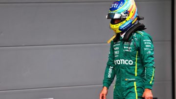 Fernando Alonso points to bad luck 'trend' after Baku frustration