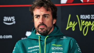 Fernando Alonso issues Aston Martin instruction as new 'focus' emerges