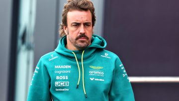 Fernando Alonso issues health update after injury scare