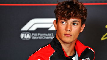 Oliver Bearman spins in Haas F1 shakedown