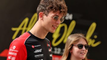 Bearman houdt vurig betoog na bedreigingen aan adres Antonelli