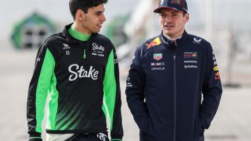 Bortoleto prijst 'behulpzame' Verstappen: "Soms vraag ik het niet eens"