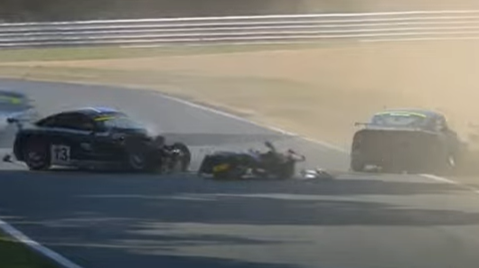 Crash Ginetta Championship Junior Brands Hatch