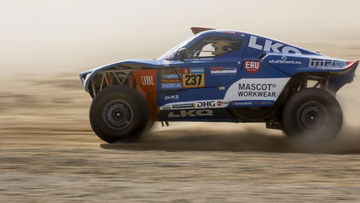 Coronel surft mét problemen door indrukwekkend landschap: "Waarom wij?!"