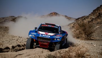 Coronel sluit veelbewogen Dakar Rally sterk af: "Geen rondje om de kerk, heel gaaf"