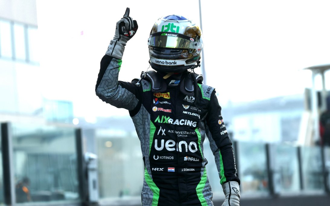 Durksen Dominates Final F2 Feature Race in Abu Dhabi