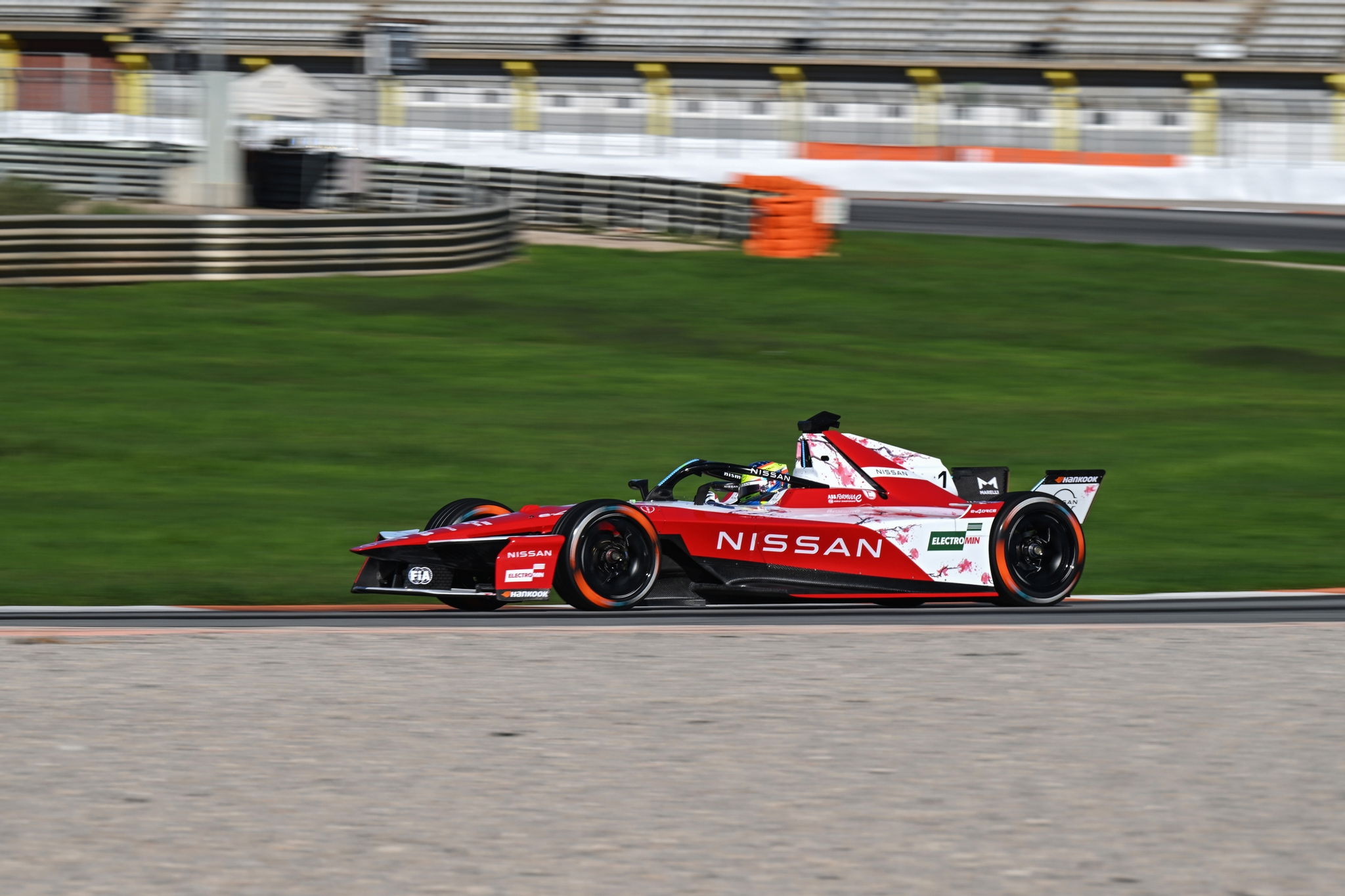 DSC 5035 Xd ZM Msv3 20251027015552 2048x2048