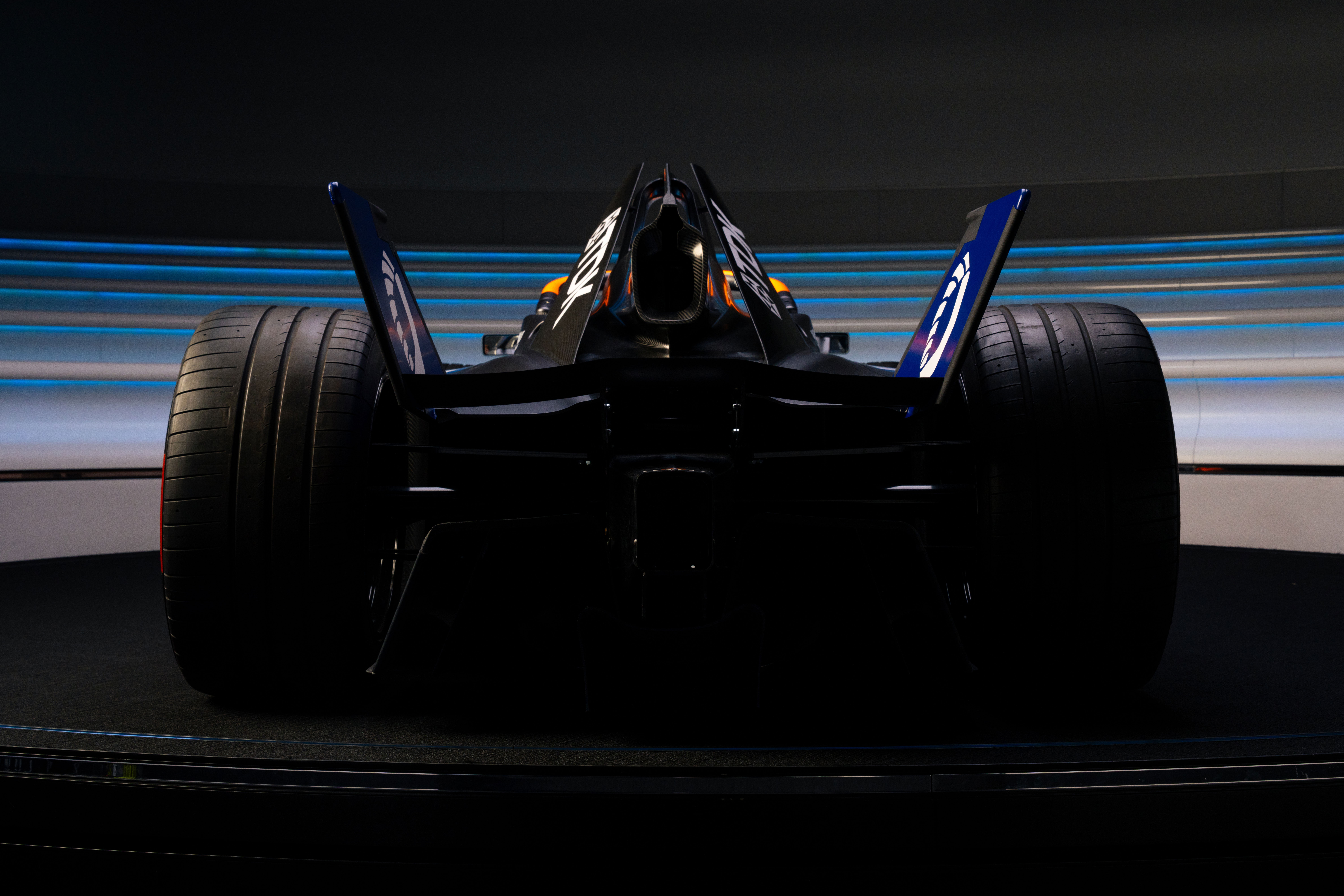 NEOM Mc Laren Formula E Team and Oxagon unveil special livery for the 2025 London E Prix CAR REAR