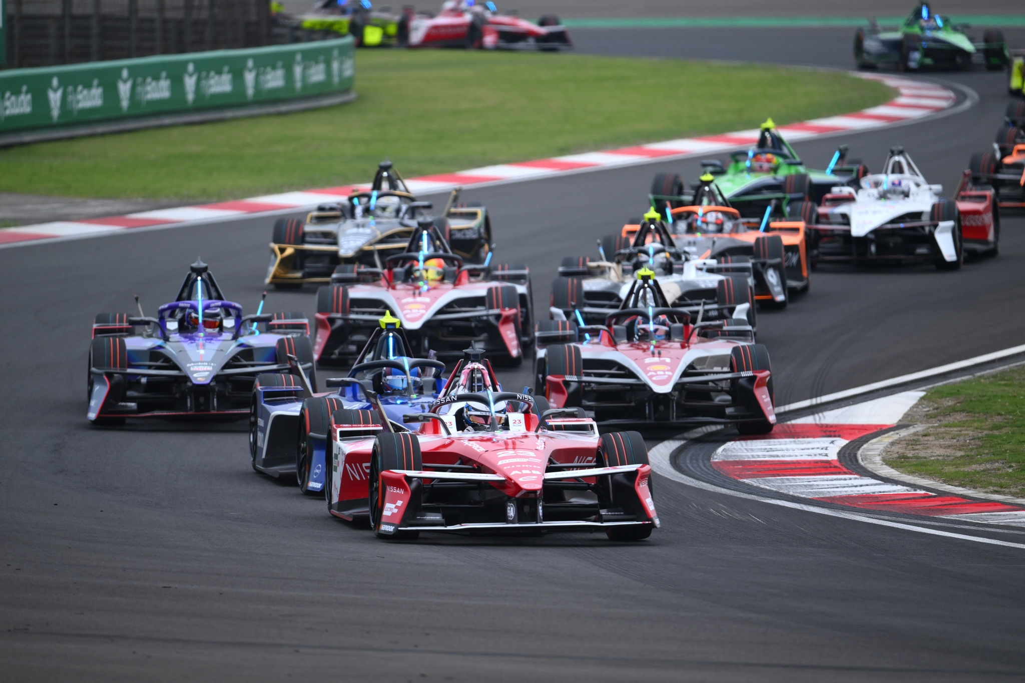 Shanghai Rowland leading