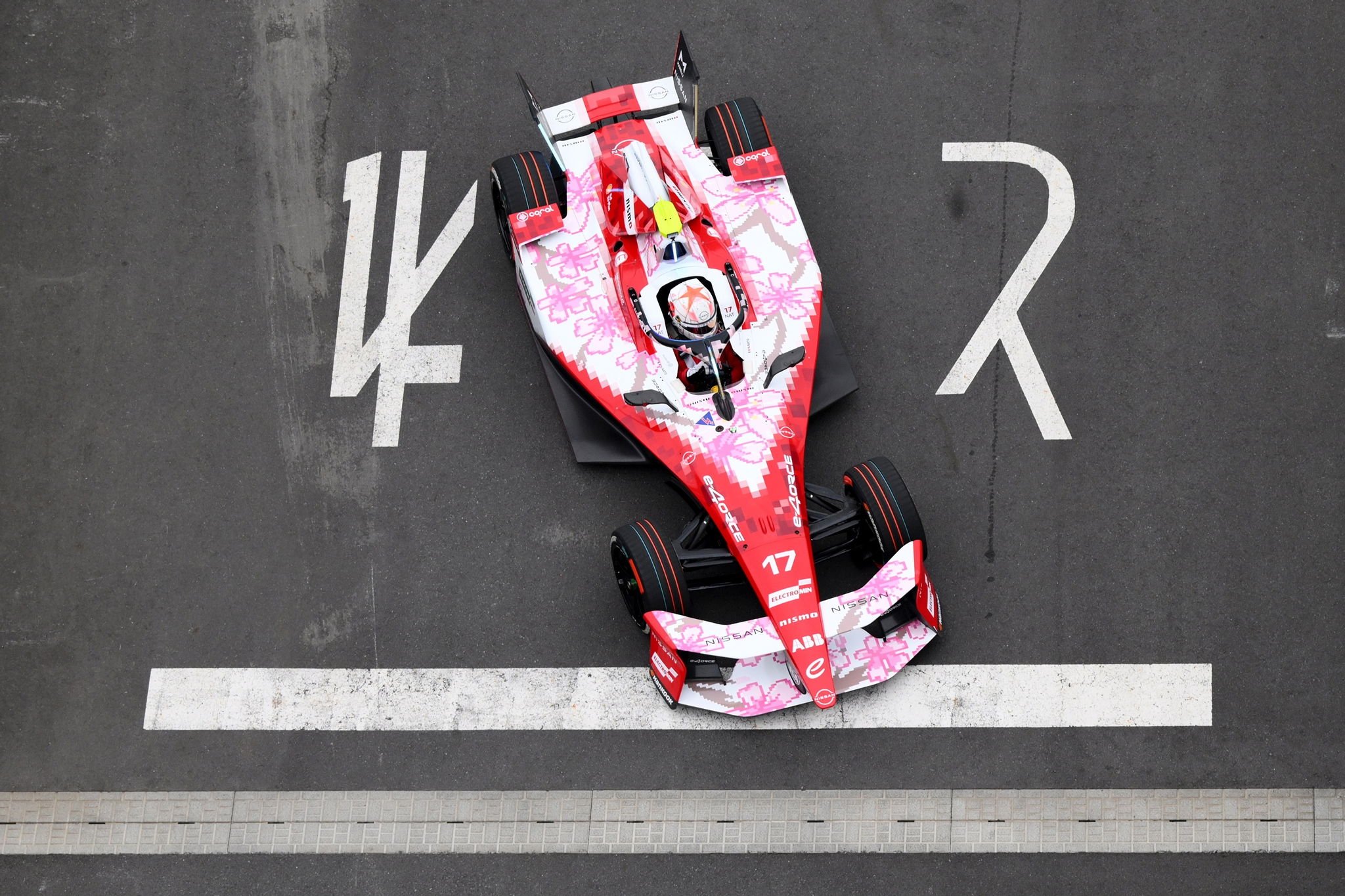 SG1 9296 4k Ai R54w 20250516080015 2048x2048