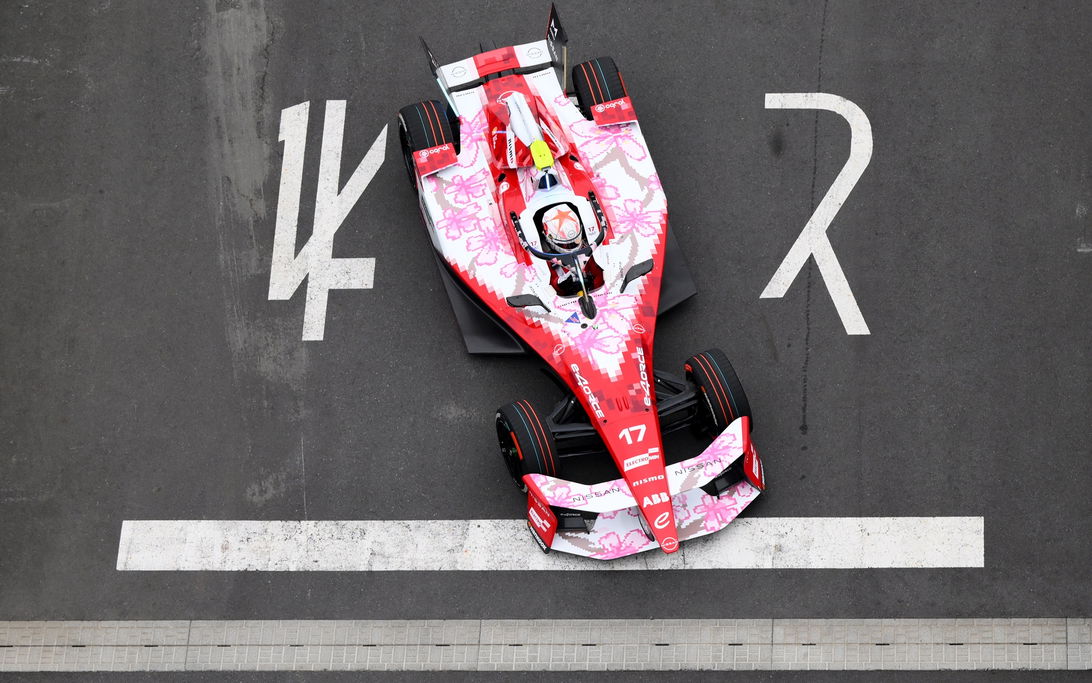 SG1 9296 4k Ai R54w 20250516080015 2048x2048