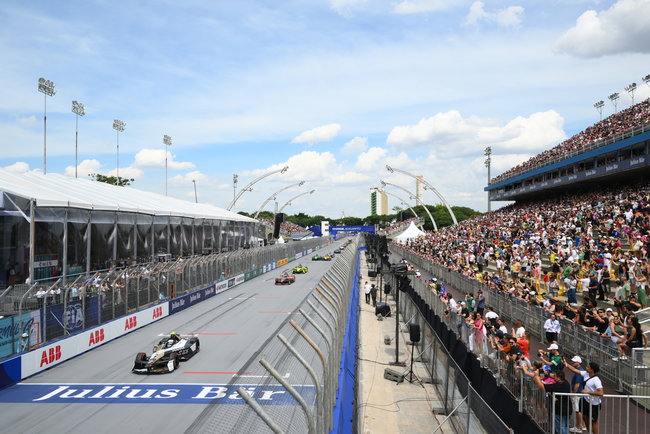 			© Simon Galloway / Formula E
	