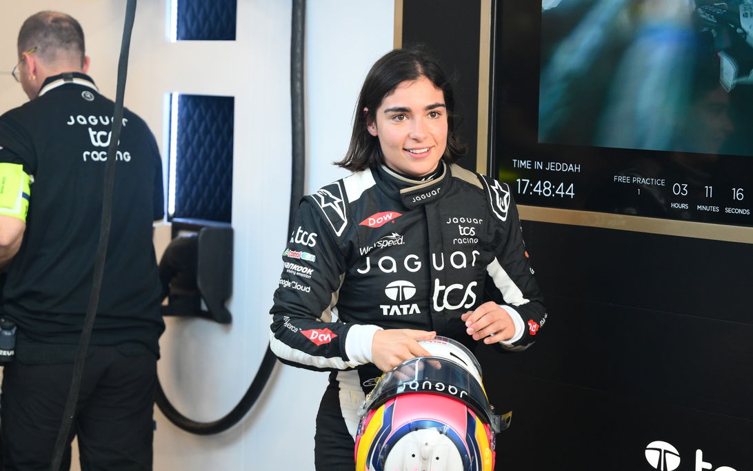 SMG 4244 d YO Cp Of5 20250213040837 2048x2048