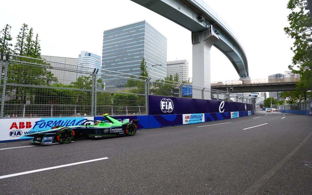 2 G7 A2888 JWBTWW6w 20250516094034 2048x2048