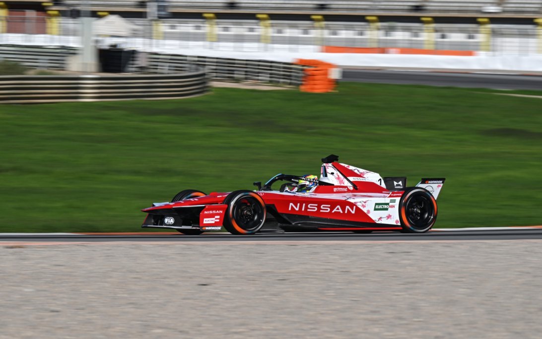 DSC 5035 Xd ZM Msv3 20251027015552 2048x2048