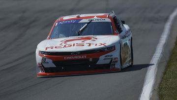 Bizar: coureur eindigt in ziekenhuis na vieren overwinning