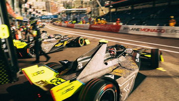 Voormalig Red Bull-talent dreigt met vuistslag, Coulthard reageert: "Kijk in de spiegel"