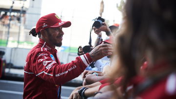 Lewis Hamilton obliterates F1 rivals in online battleground