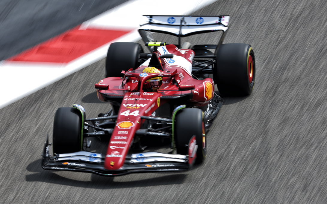 Hamilton Bahrain testing