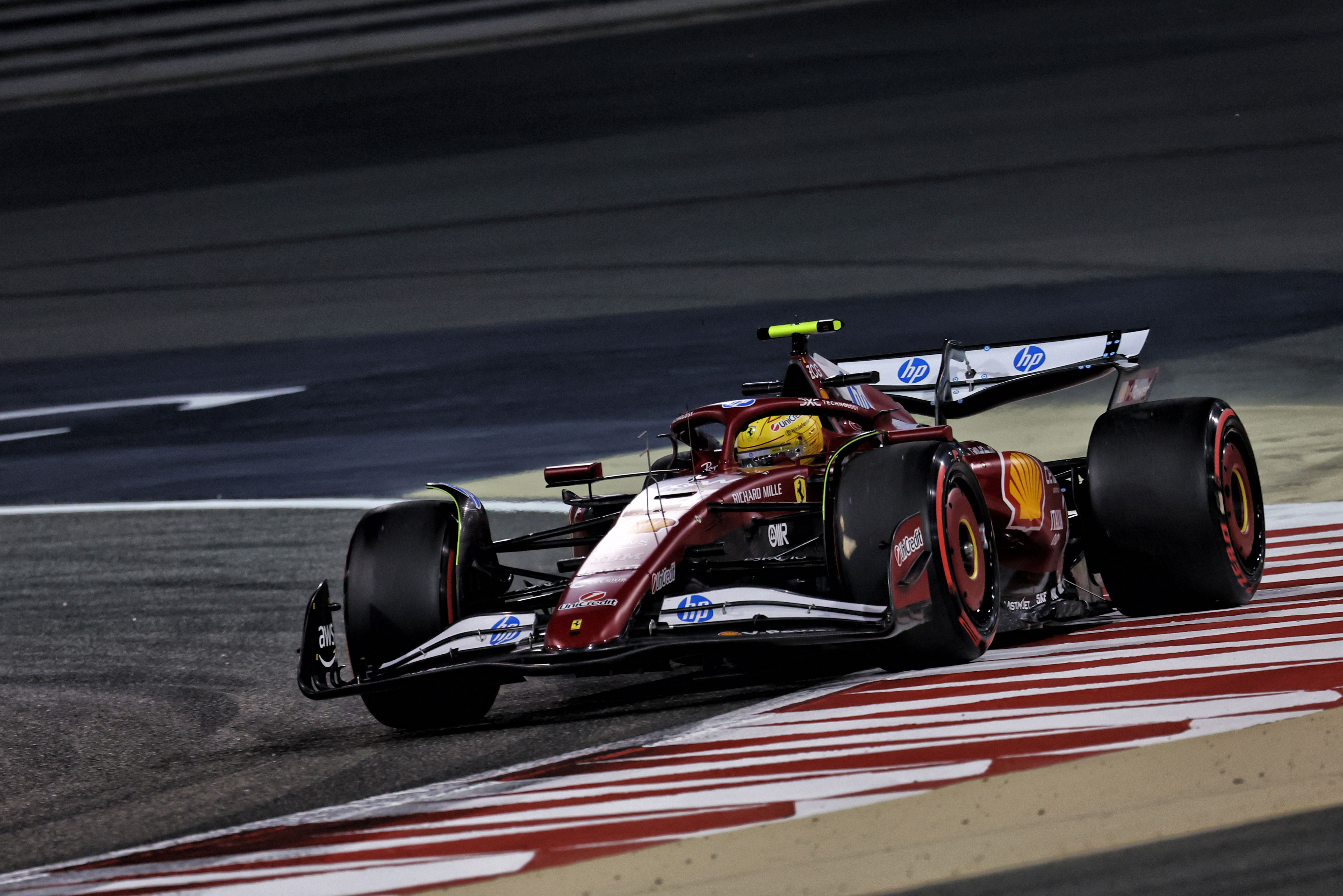 Hamilton FP2 Bahrain
