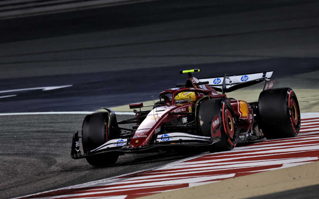 Hamilton FP2 Bahrain