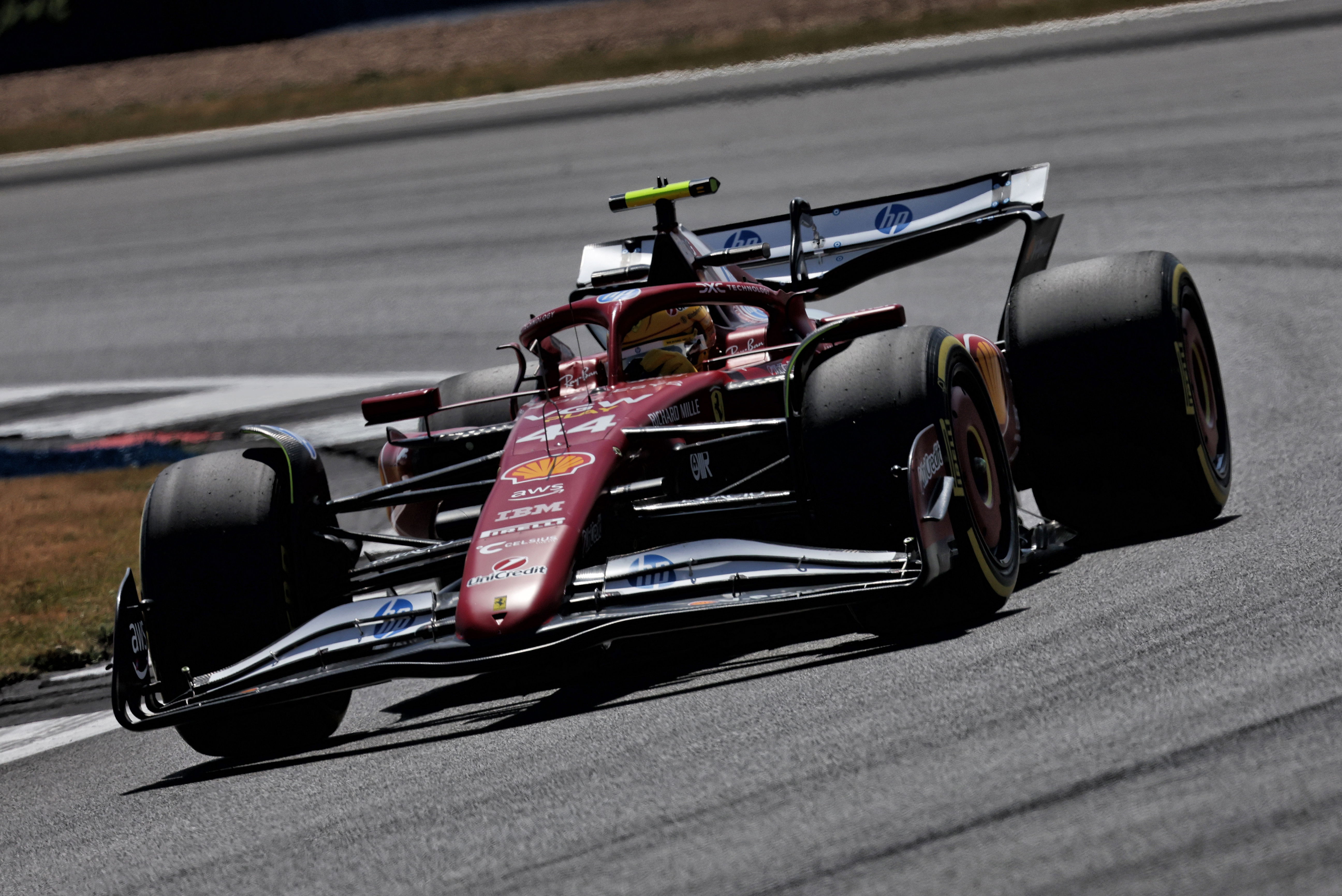 Hamilton Silverstone FP1