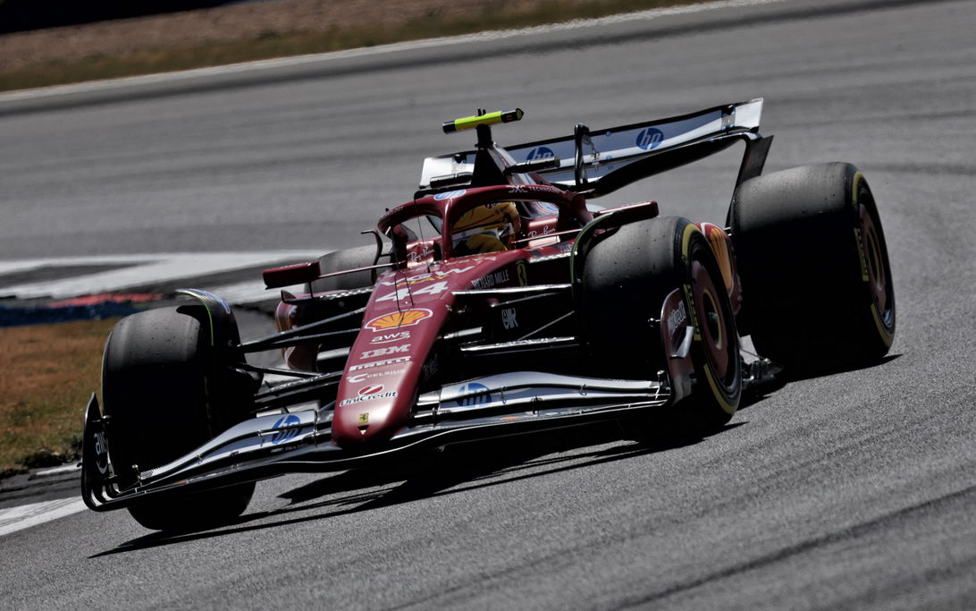 Hamilton Silverstone FP1