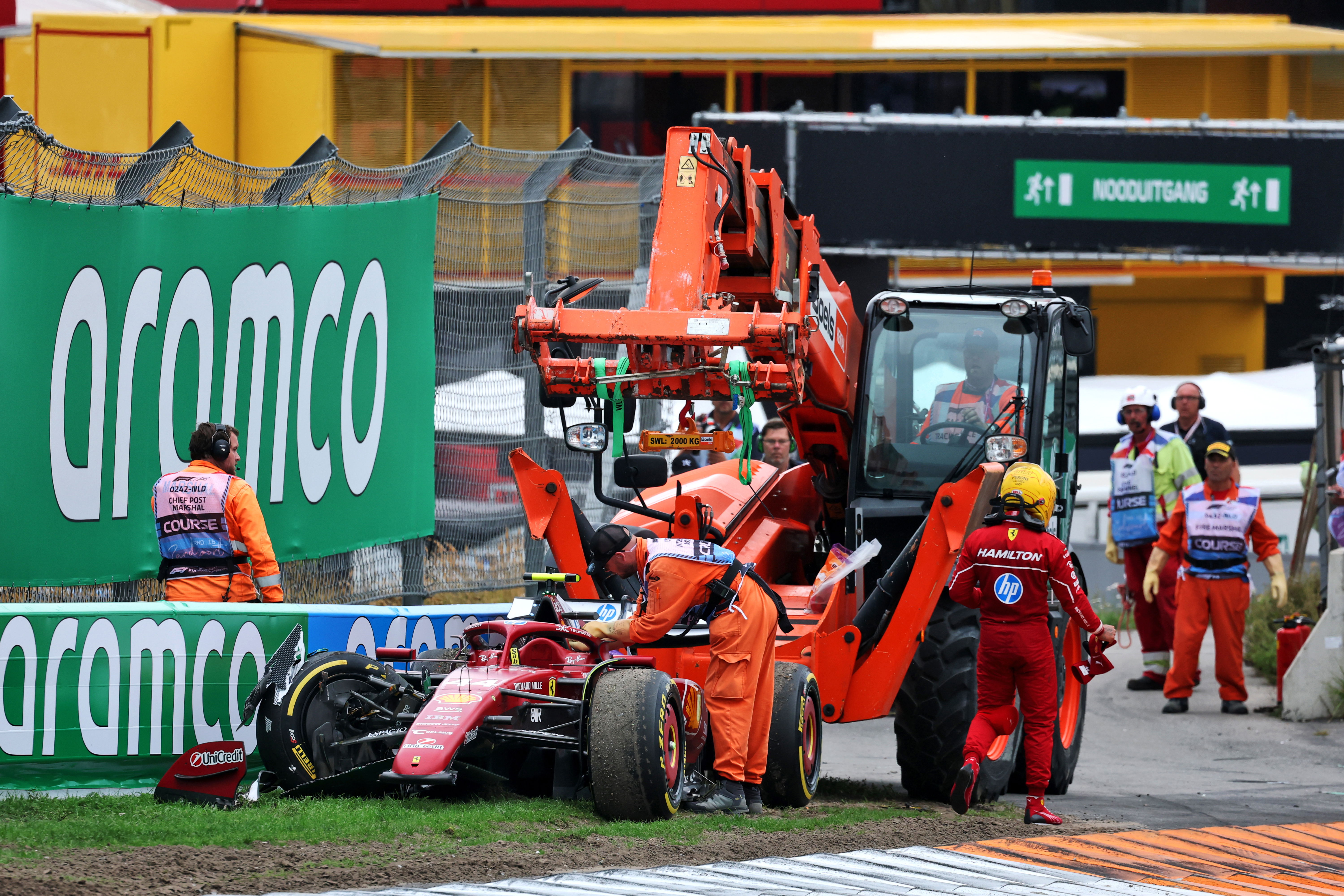 Hamilton crash Zandvoort