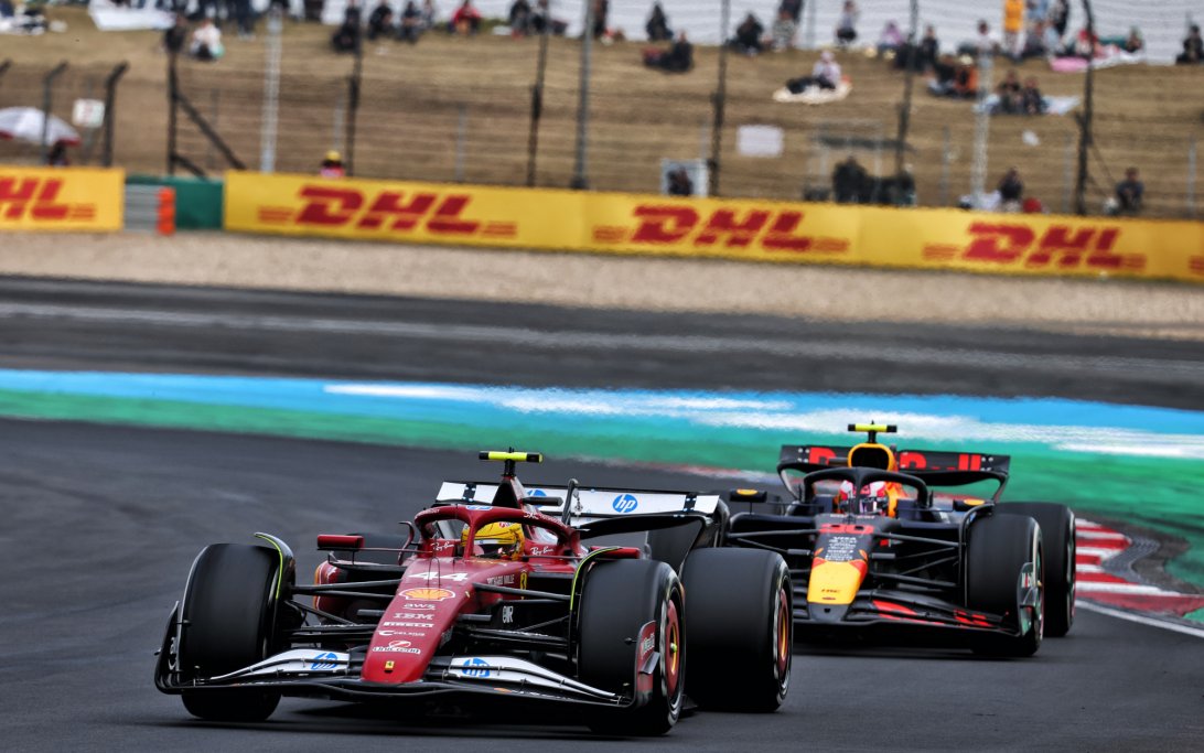 Hamilton Lawson China race