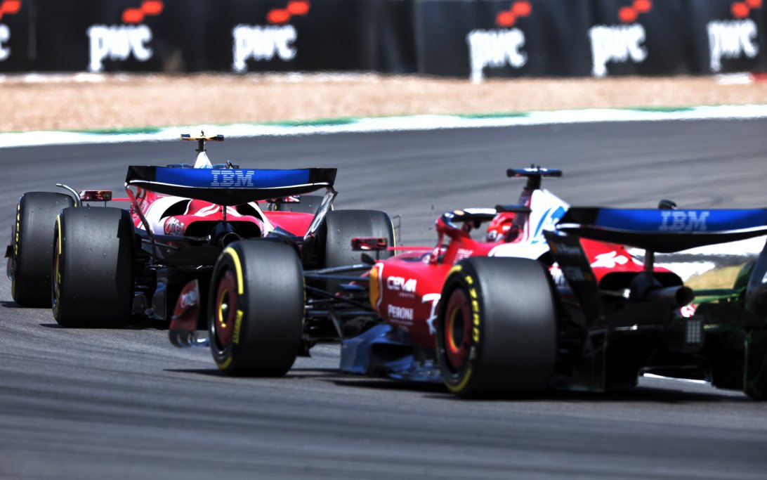 Hamilton Leclerc FP1 Silverstone