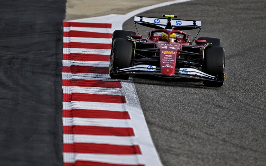 Hamilton Bahrain test day 3