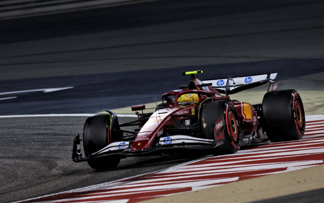 Hamilton FP2 Bahrain
