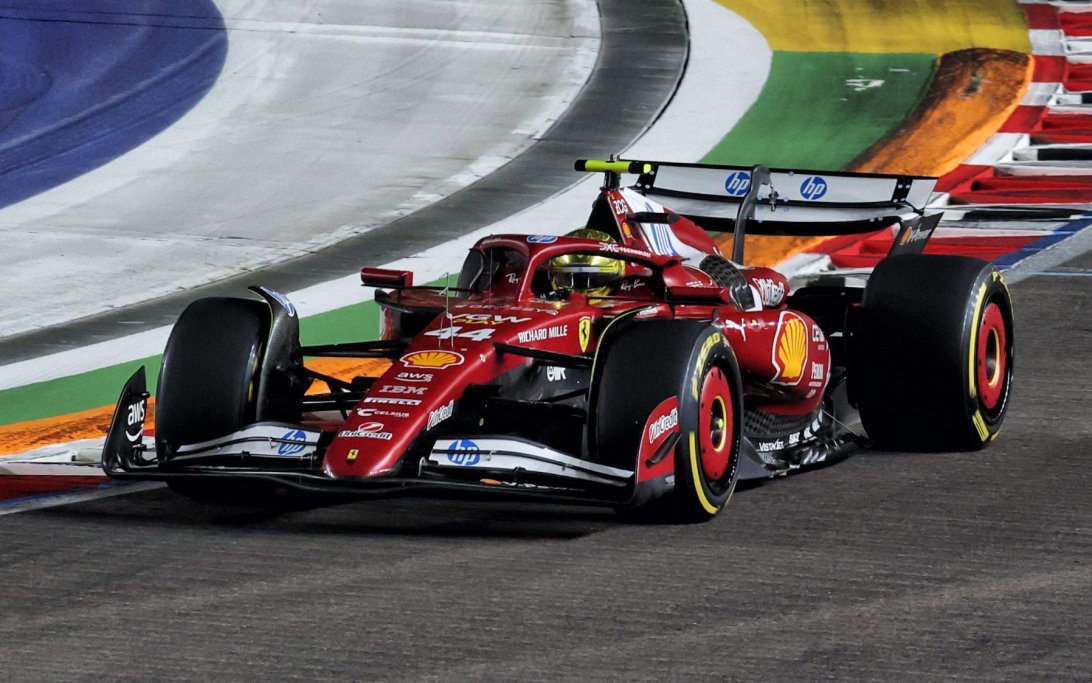 Hamilton race Singapore