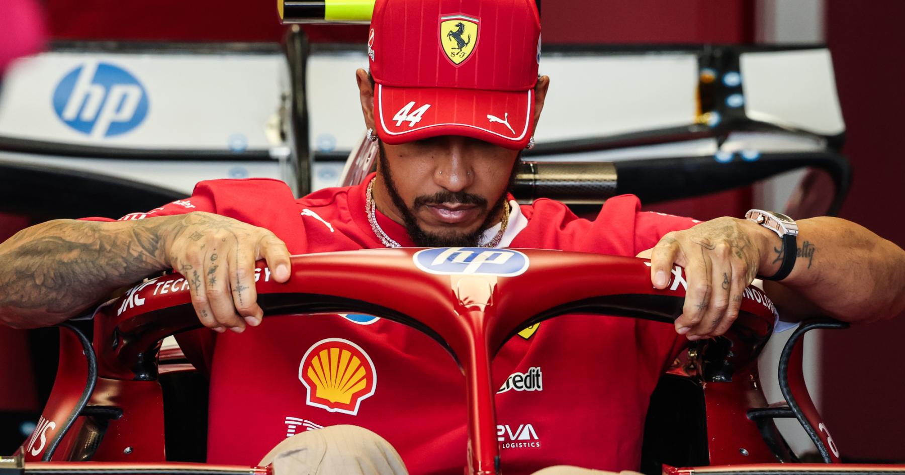 Lewis Hamilton potential Ferrari replacement mentioned as Daniel Ricciardo discusses post-F1 target - RacingNews365 Review