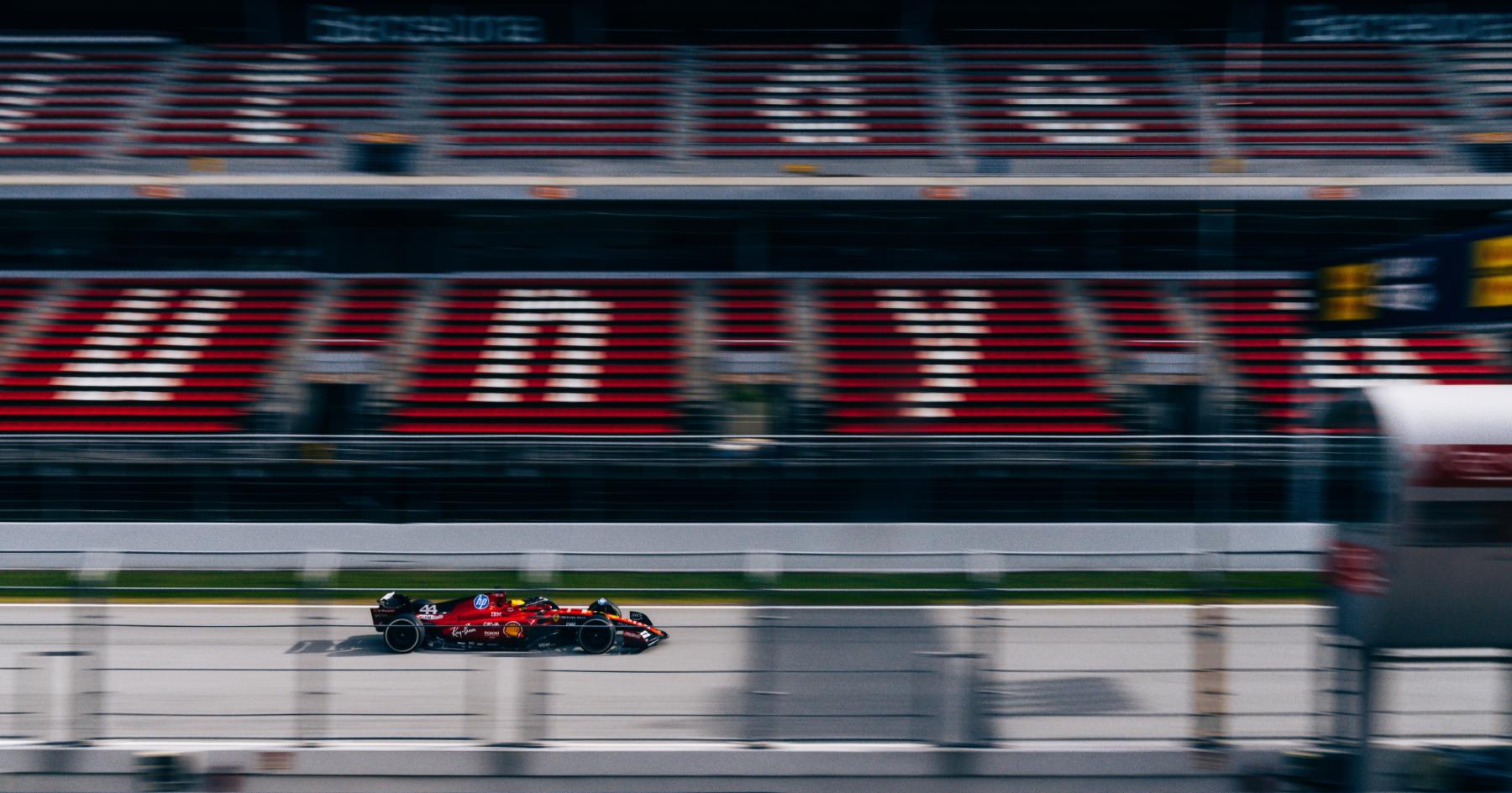 Hamilton racks up the miles in latest Ferrari test | RacingNews365