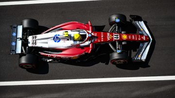 Ferrari-teambaas gewaarschuwd: "Hamilton kan je je baan kosten"