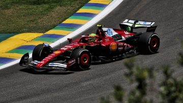 Hamilton met handen in het haar: "Ai, ai, ai!"