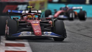 Vettel steekt lotgenoot Hamilton hart onder de riem: "Daar twijfel ik niet aan"