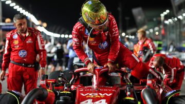 Hamilton deelt statement na emotionele GP Singapore