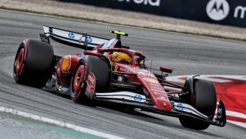 Hamilton creëert mysterie rond 'probleem' Ferrari