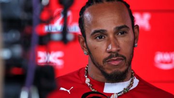 Hamilton geeft verrassende update over F1-toekomst