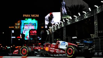 Lewis Hamilton issues clear Ferrari instruction as Las Vegas wish made