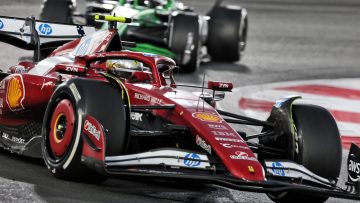 Will Lewis Hamilton secure an unprecedented eighth F1 drivers' title?