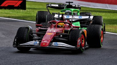 Hamilton race Belgium wet